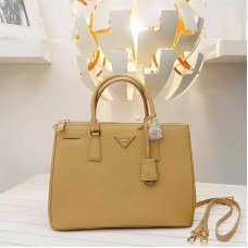 Bolso shopper Prada 1786 Apricot con charol cruzado