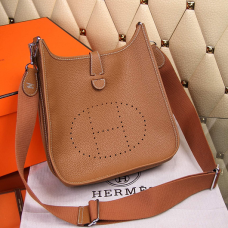 Hermes Evelyne III Togo cuero bandolera marrón